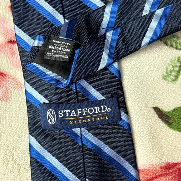 Stafford Navy and Light Blue Striped Tie - Picture 2 of 2